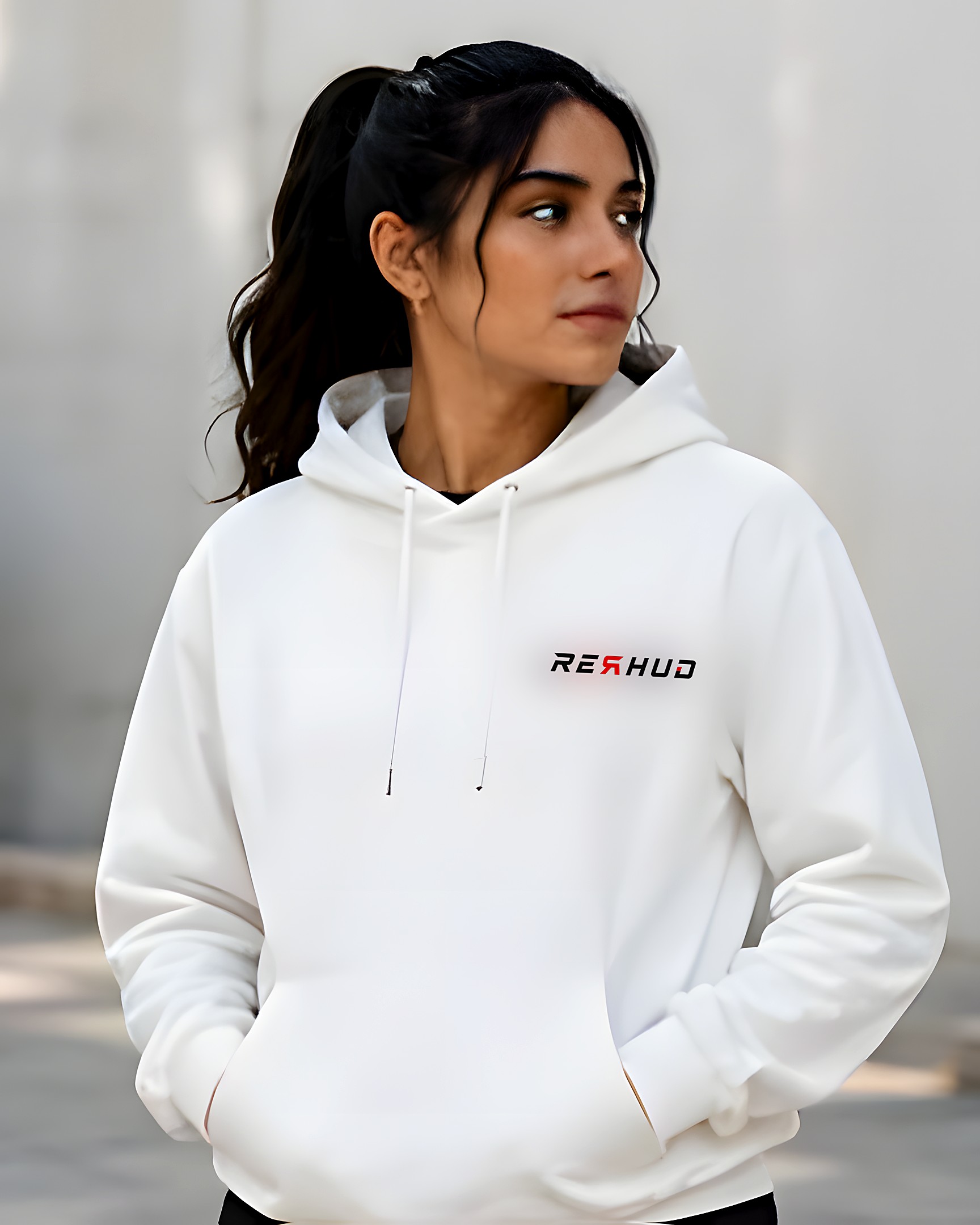 RERHUD Hoodie in White — for her